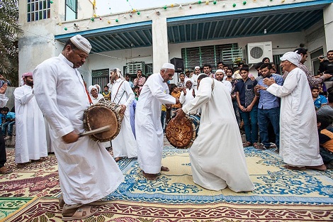 جزیره نشینان قشم چگونه به خانه بخت می روند؟