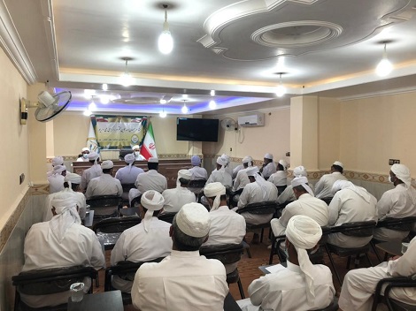 گزارش تصویری برگزاری نشست ائمه جمعه اهل سنت شهرستان قشم در سالن اجتماعات مدرسه اسماعیلیه