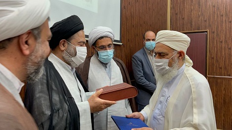 برگزاری مراسم تجلیل از روحانیون پیشکسوت کاروان های حج اهل سنت استان هرمزگان