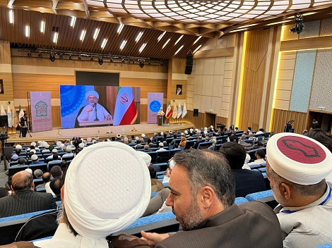 دومین کنفرانس بین المللی همزیستی مسالمت آمیز با مشارکت اساتید مدرسه اسماعیلیه در دانشگاه تهران